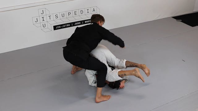 Leg laso to leg drag guard pass