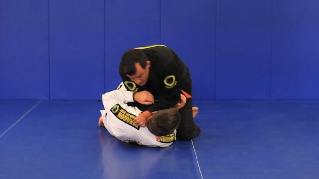 Knee belly to choke and armlock combo