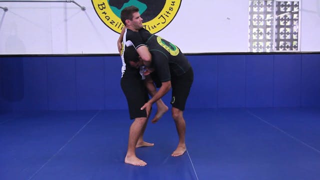 Guillotine climbing defense