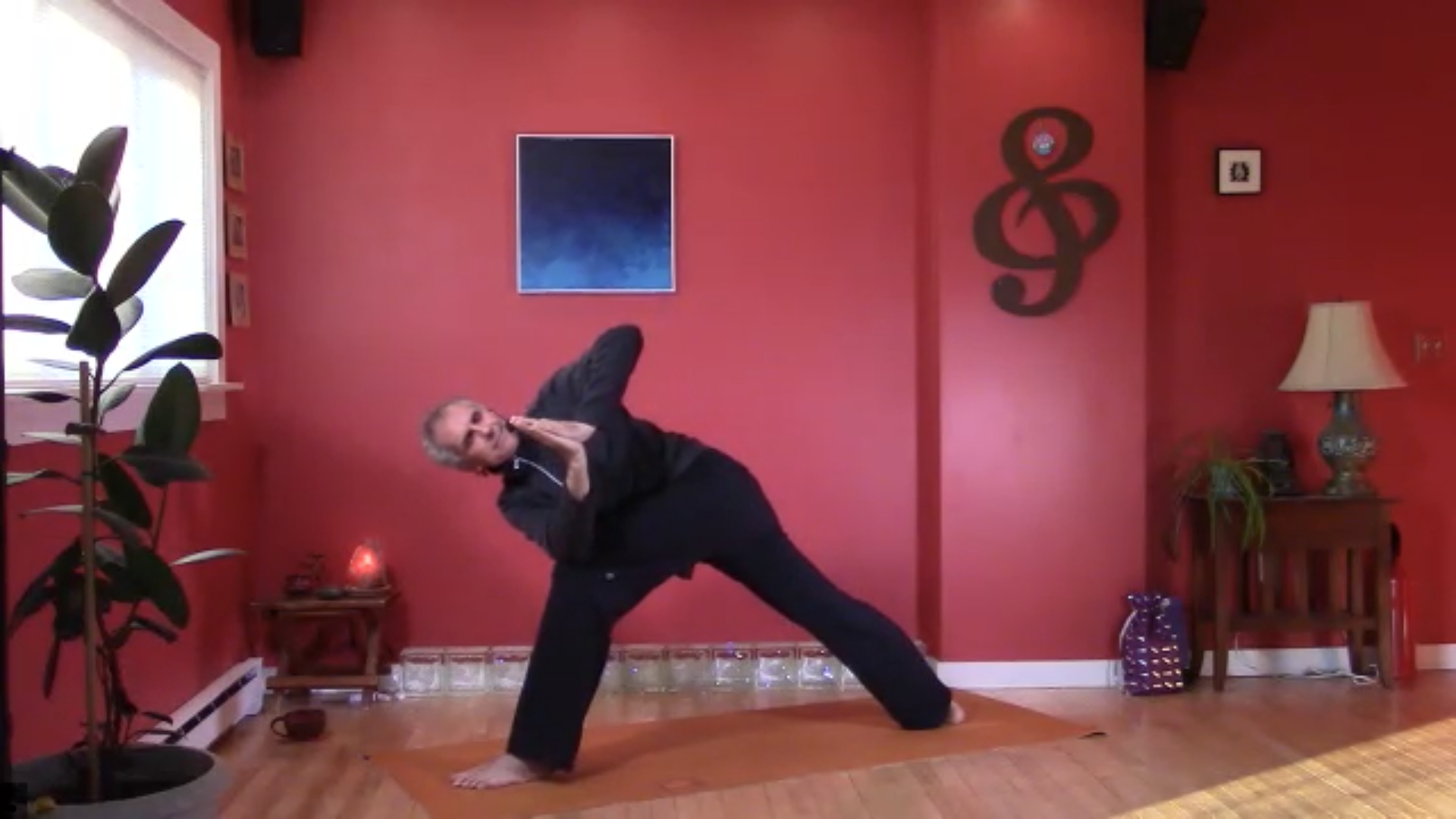 There is Benefit in Moving With a Group