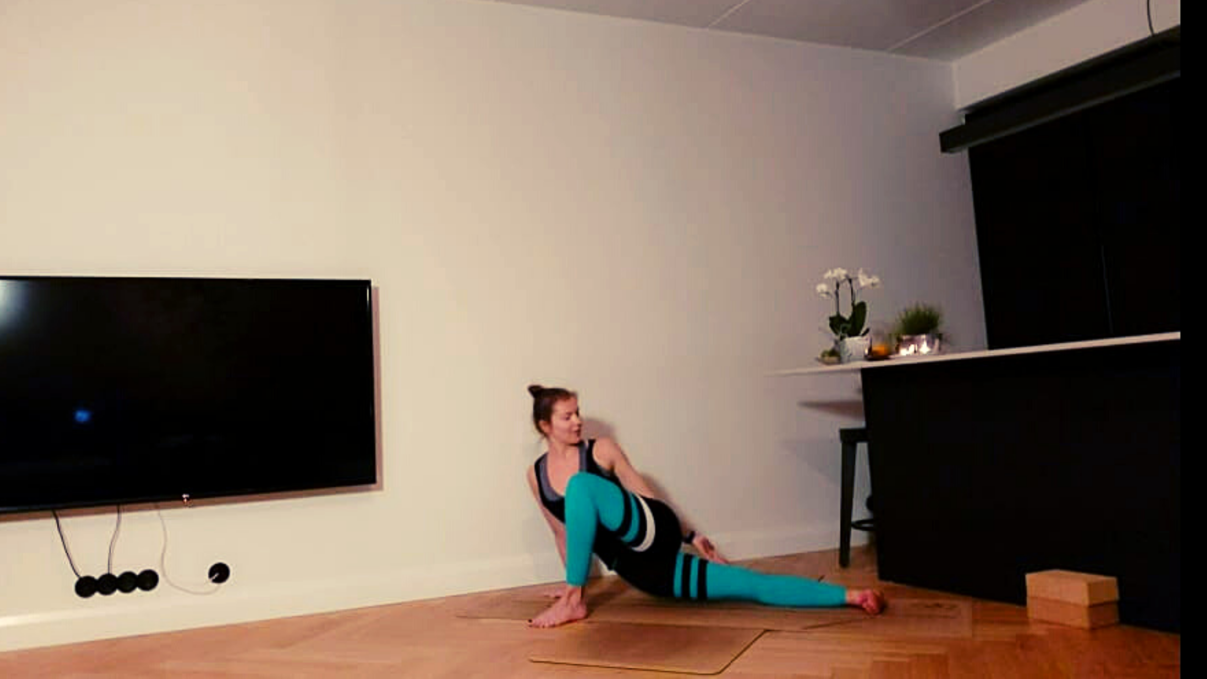 VinyasaFlow kompassi poosini