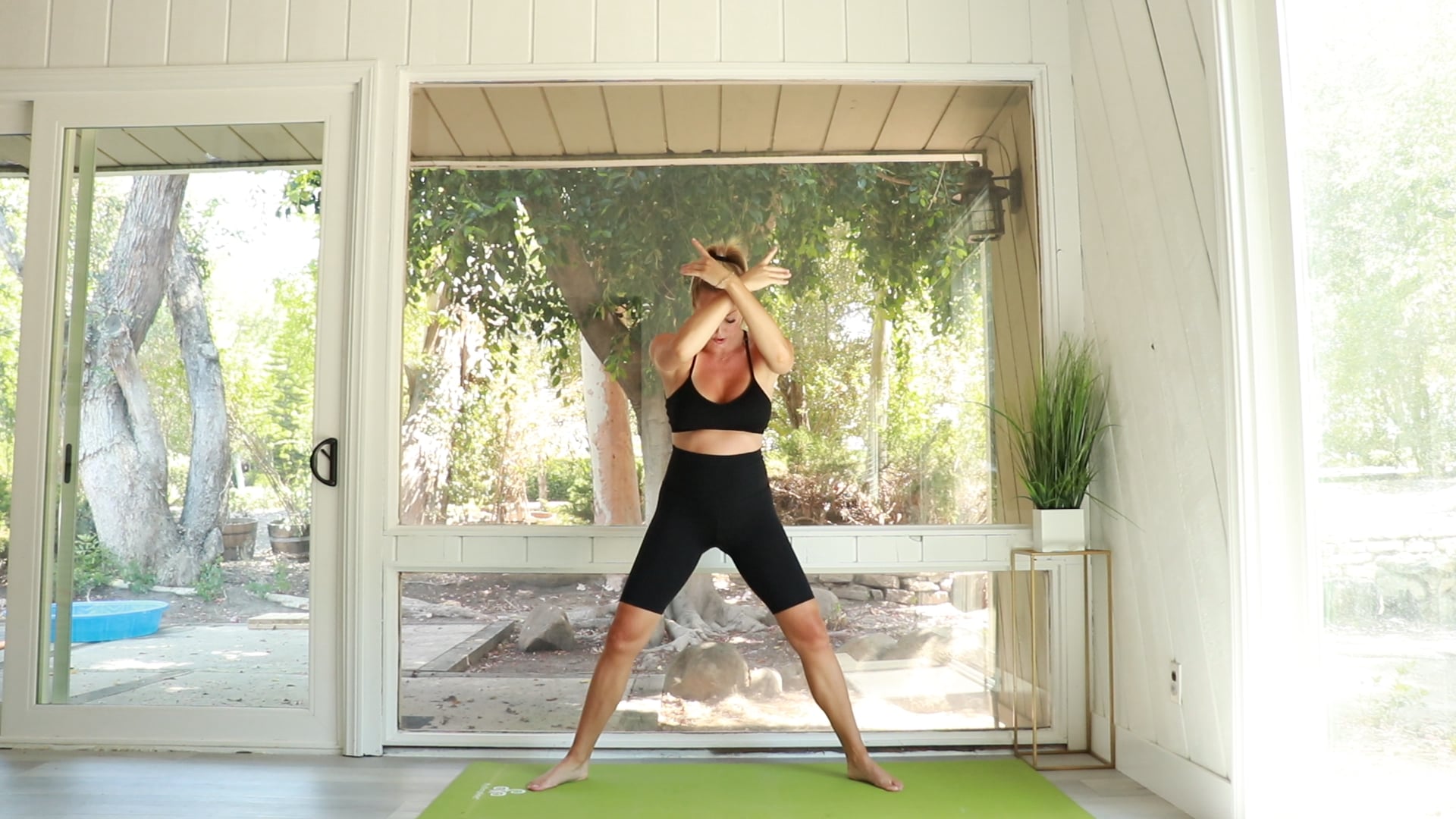 20MIN BARRE TOTAL BODY 