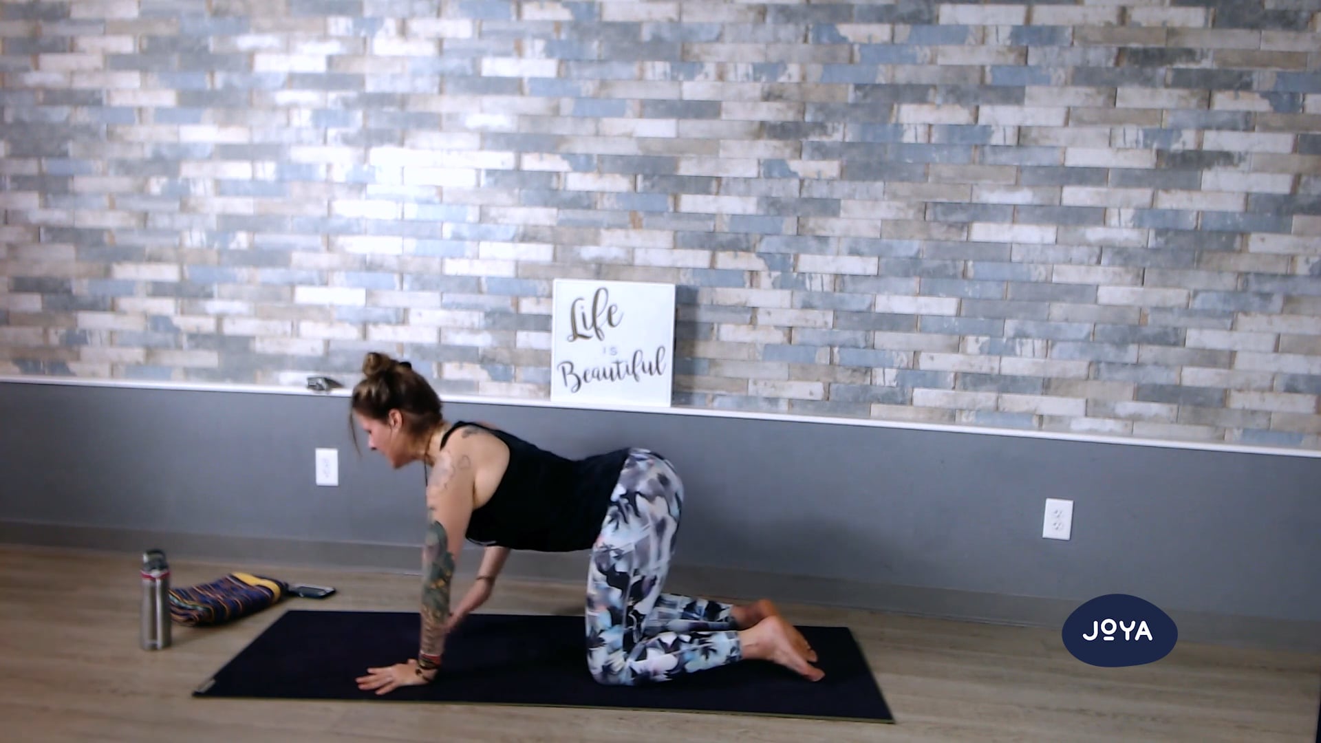 Vinyasa Flow with Casey - Mellow Flow 