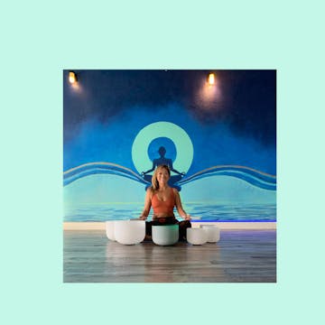 Yin Yoga with Lisa - Hip and Leg Focus 
