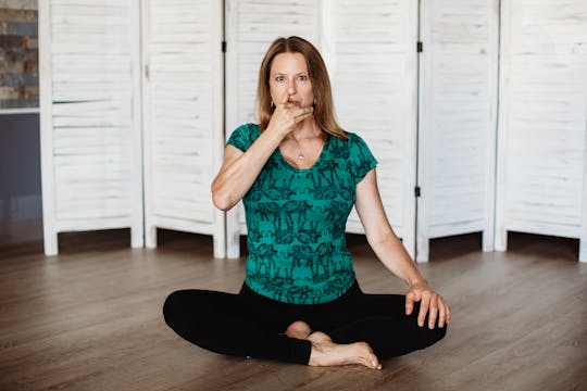 5th Chakra - Vissudha/Throat