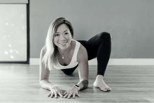 Yin Yoga with Lisa 01 - 30 Minutes 