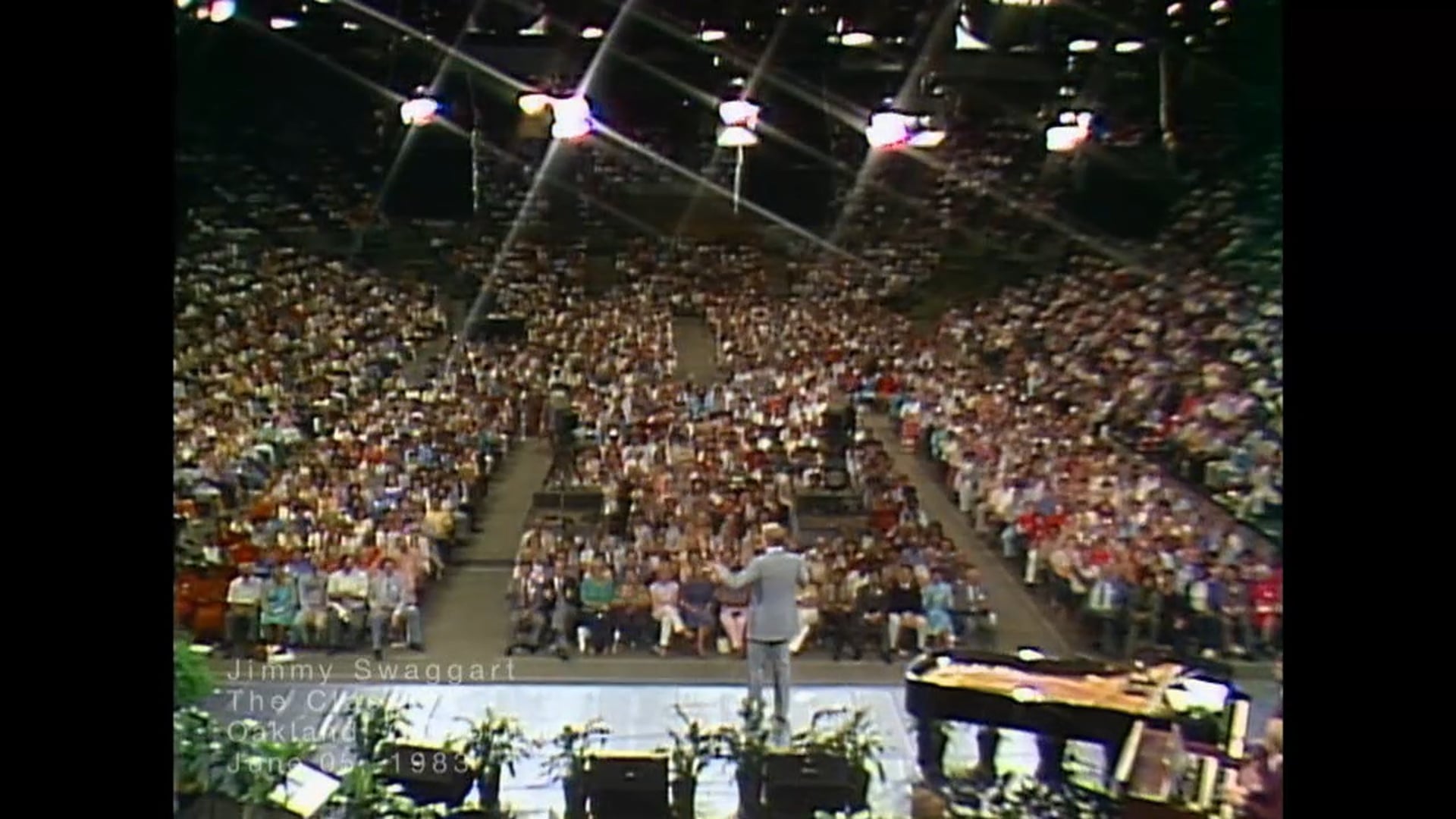 OAKLAND CALIFORNIA - 06/05/1983 SUNDAY CRUSADE