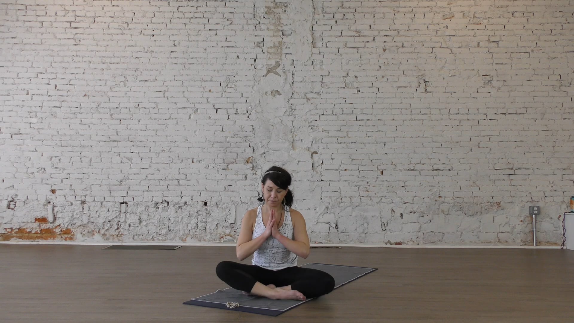 Morning Warm Up with Jillian