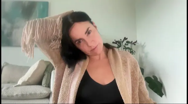 Aug 19: For Stiff Necks (13 min)
