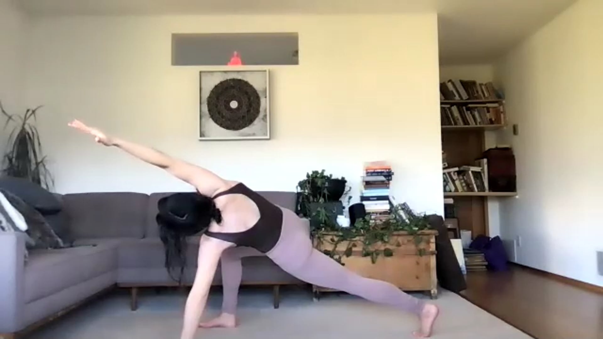 April 12: Hip & Gluteal Flow 