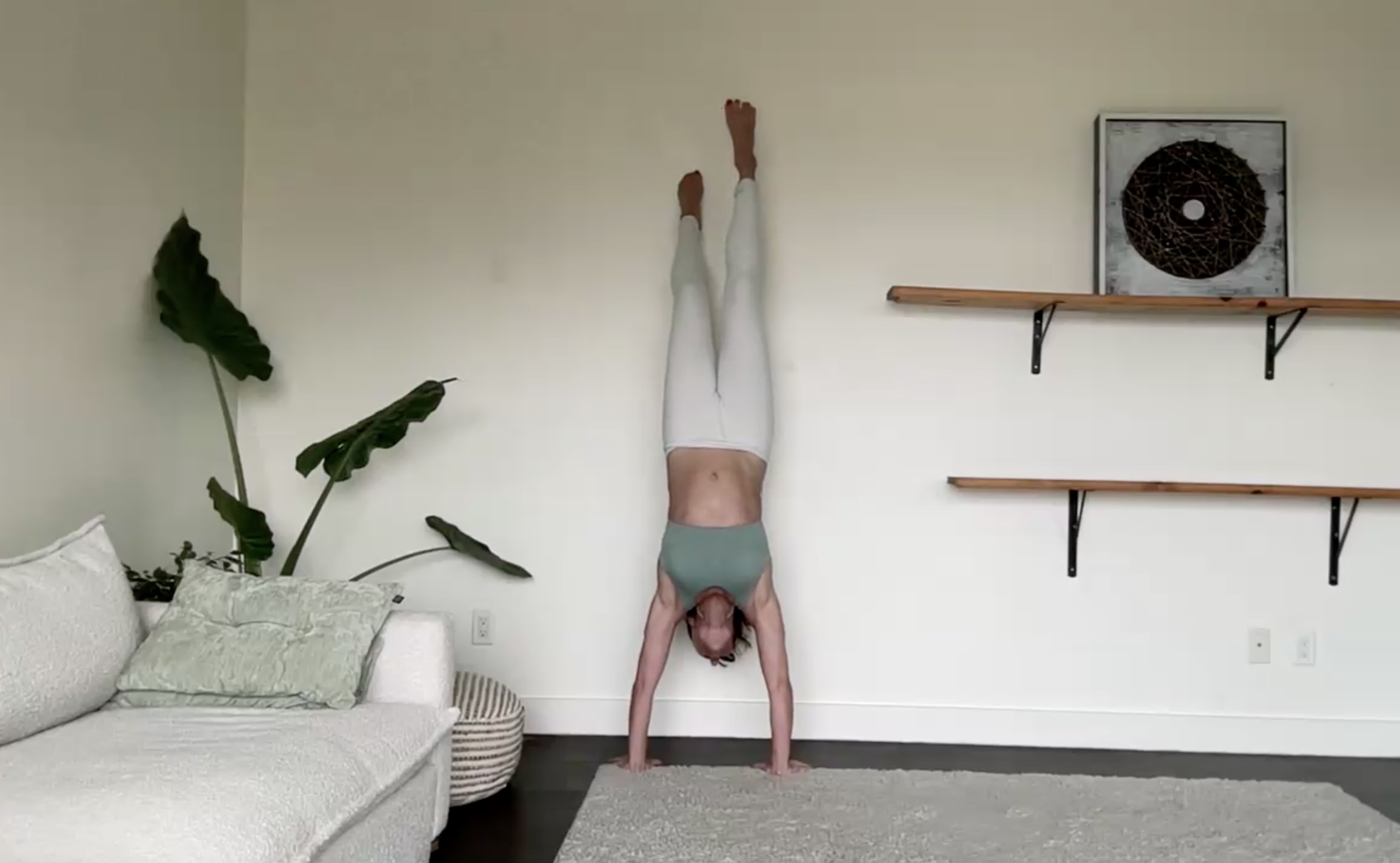 Aug 16: Quick Upside Down Flow (15min)