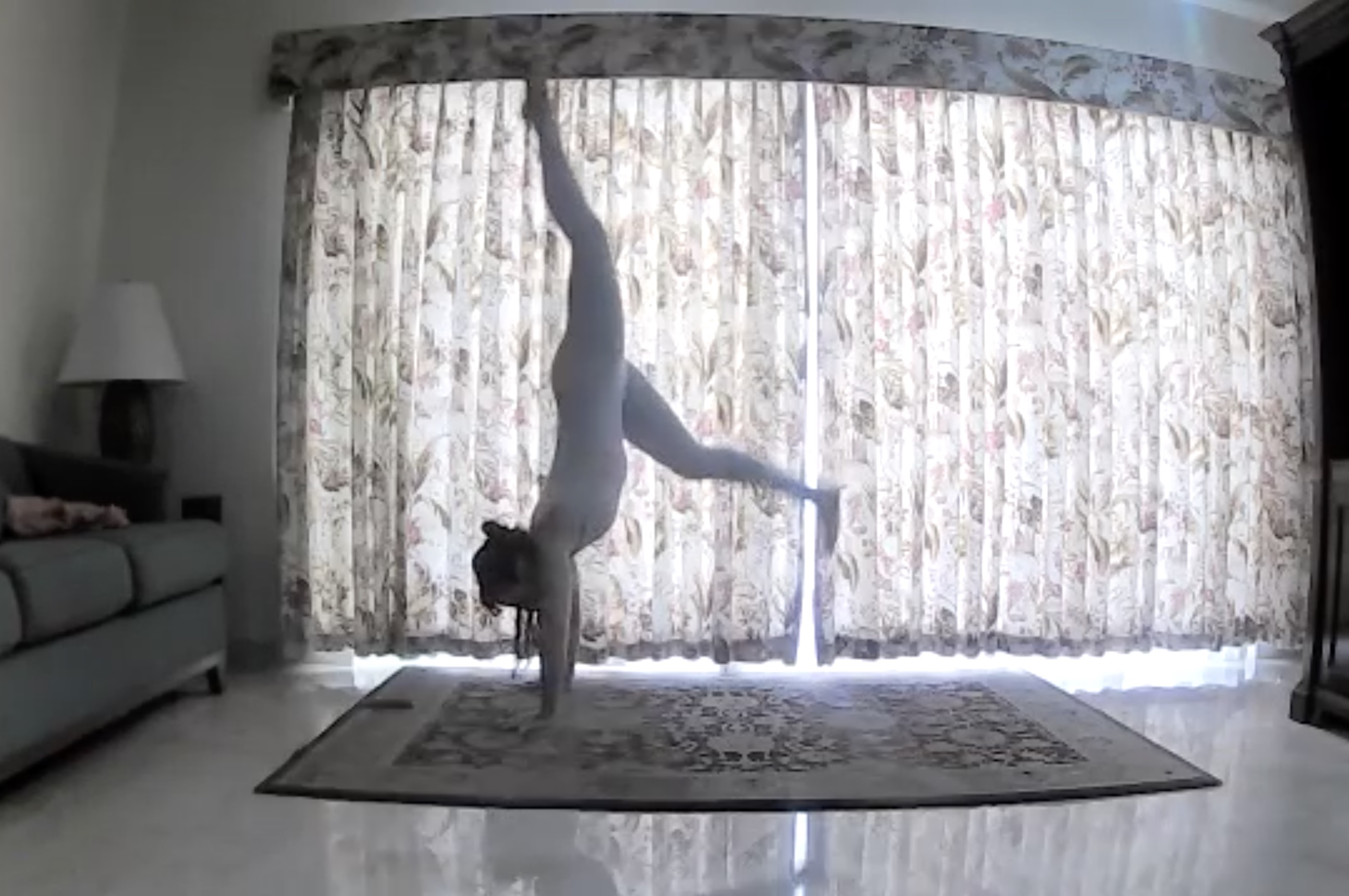 HOLIDAY SHORTS: Fire + Inversions + Core (40 min)