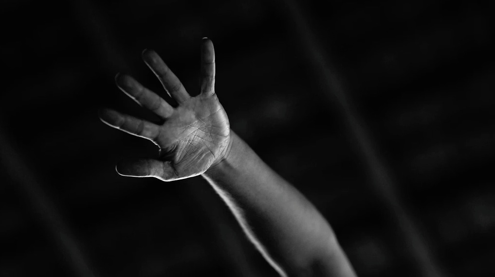 90 min: Vigorous Lymphatic Kriya + Restorative Practice for the Kidney/Adrenals