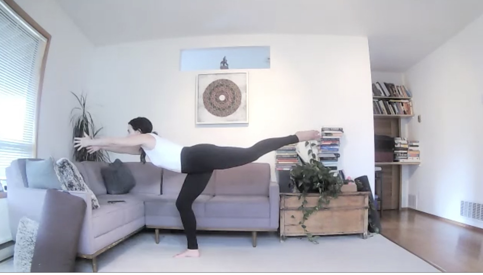 Longer Holds. Rooted Energy. Grounding. Going Inside. Lum. (55 min)