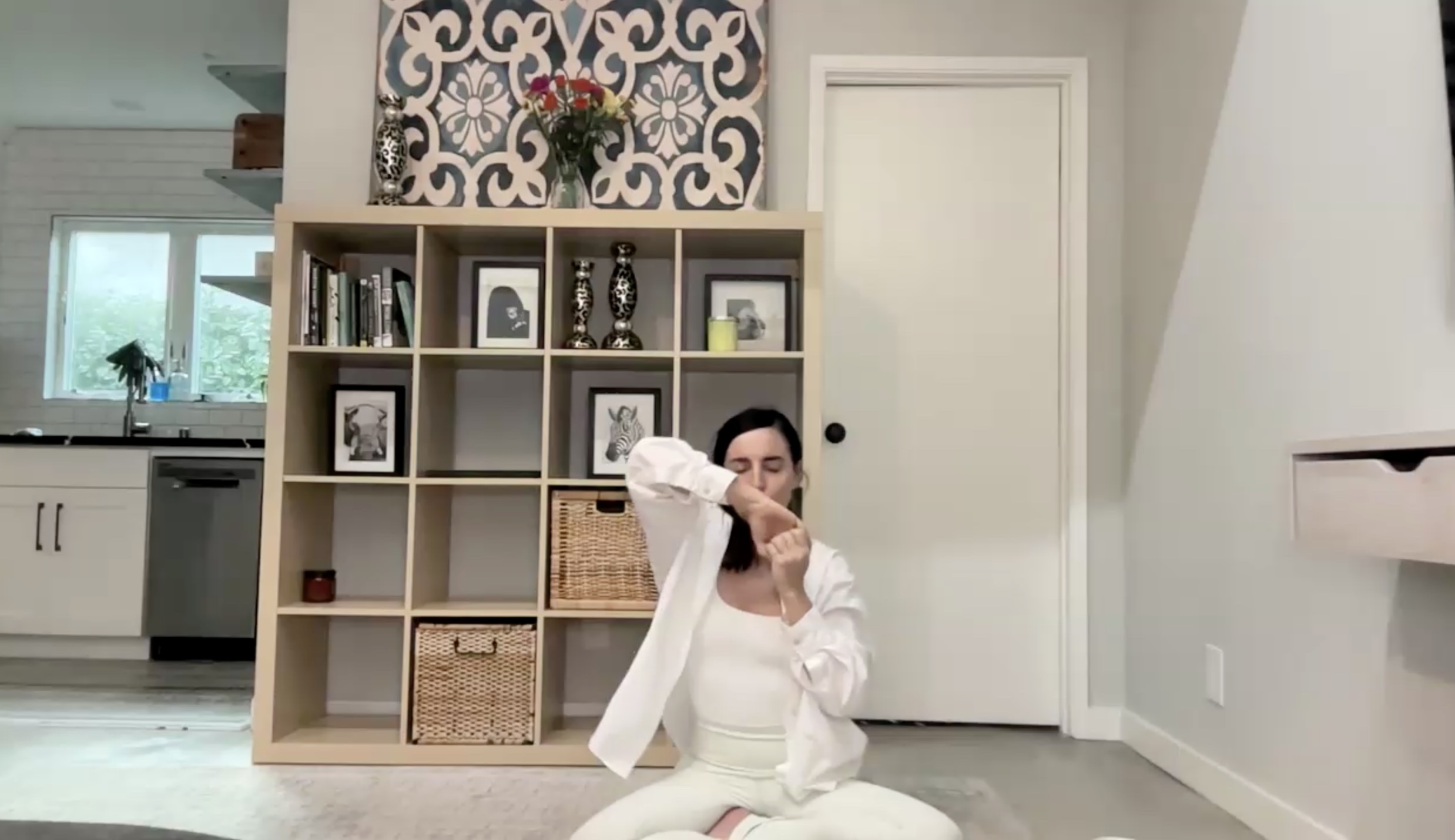 Bhastrika Basic Spinal Series (30 min breathwork) 