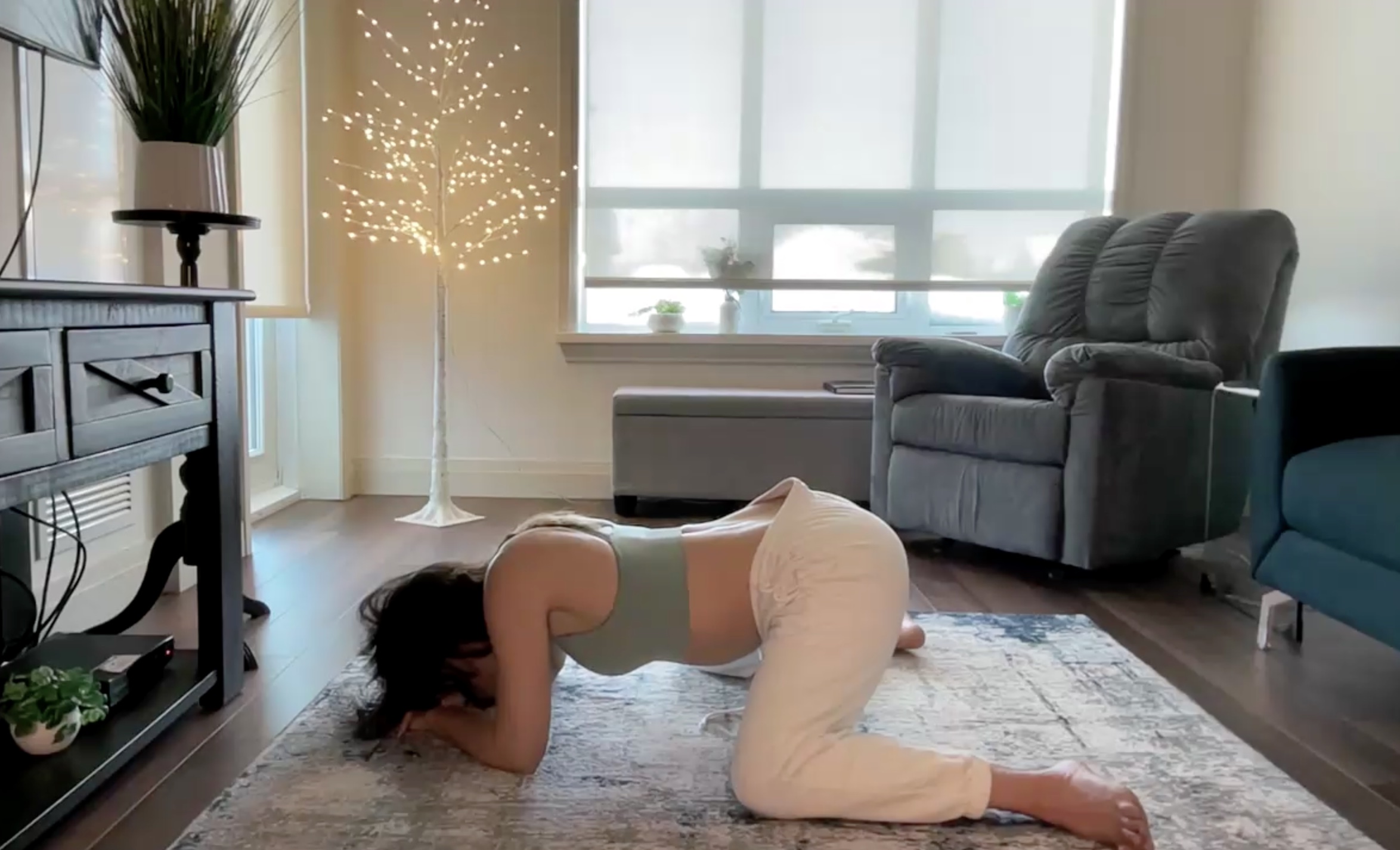 Feb 19: Happy Hips Yin Rx (32 min)