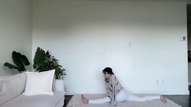 May 8: Hips & Backbends (60 min)