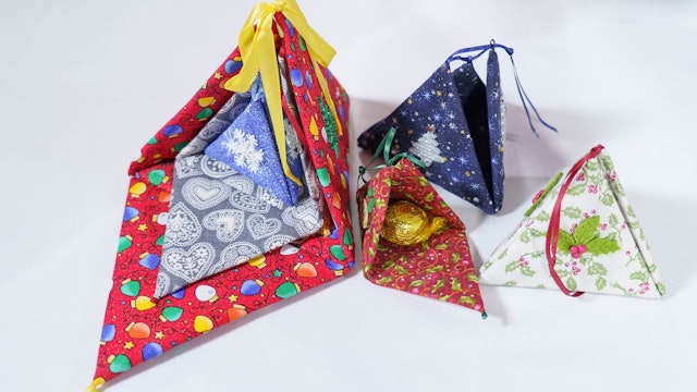 TASTER: Advent Pyramid Boxes with Gail Penberthy