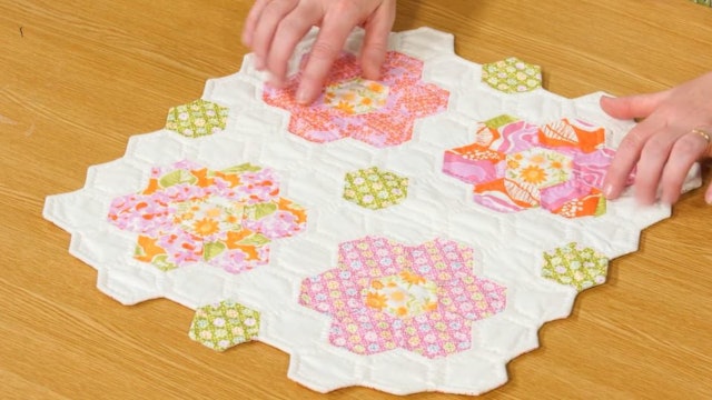 How to Sew Hexagons with Carolyn Forster