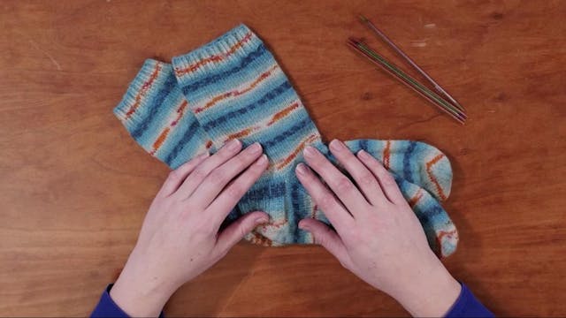 How to Knit Socks with Rosee Woodland