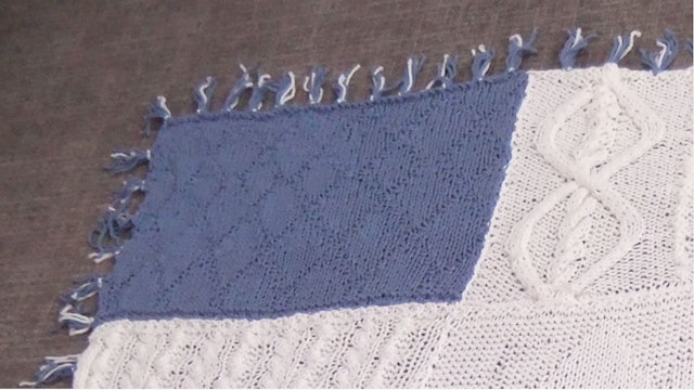 TASTER: Knitted Diamond Block with Daphne Morris