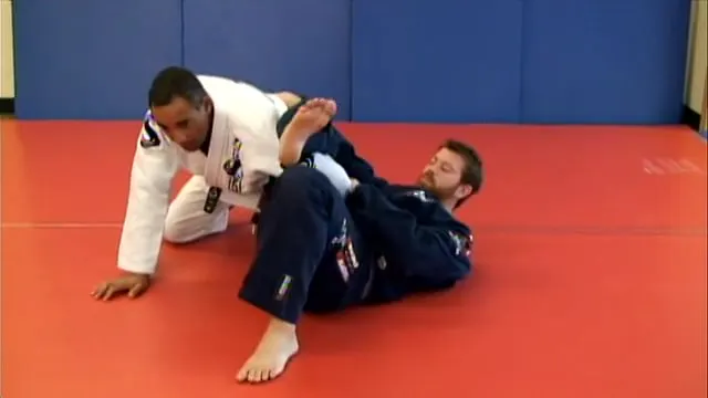 D2 - Omoplata Game - Escapes