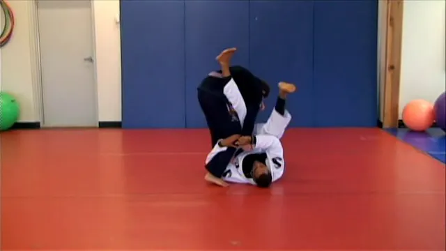 D3 - Omoplata Game - Sweeps