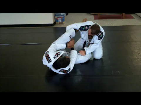 INVERTED GUARD - TRIANGLE CHOKE