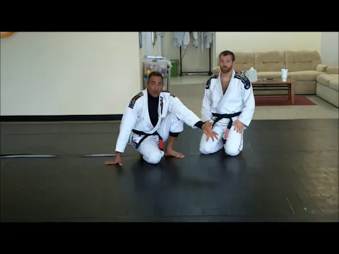 INVERTED GUARD - OMOPLATA ESCAPE DRILL