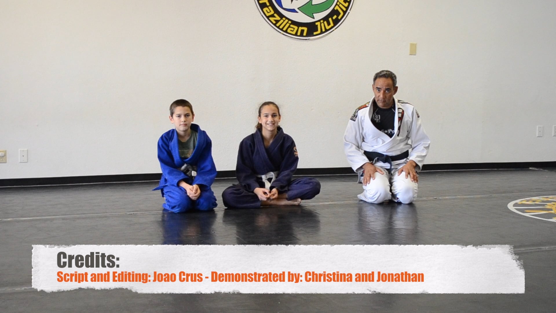 Submissions from Knee on belly: Arm Bar