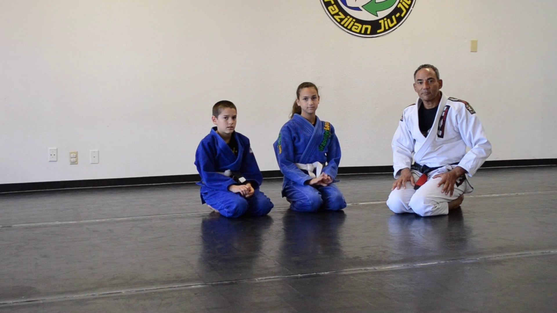 Submissions from Closed Guard - Choke
