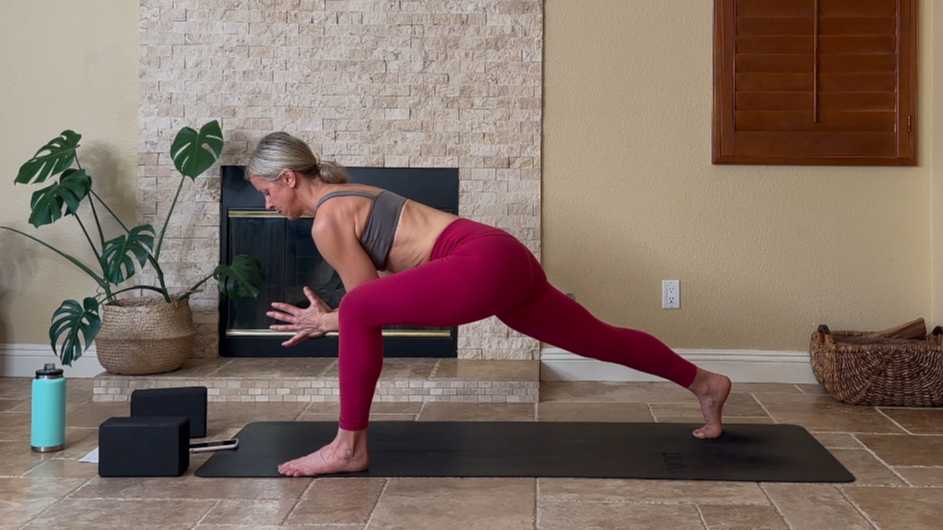 Strong Hips Flow to Titthibhasana