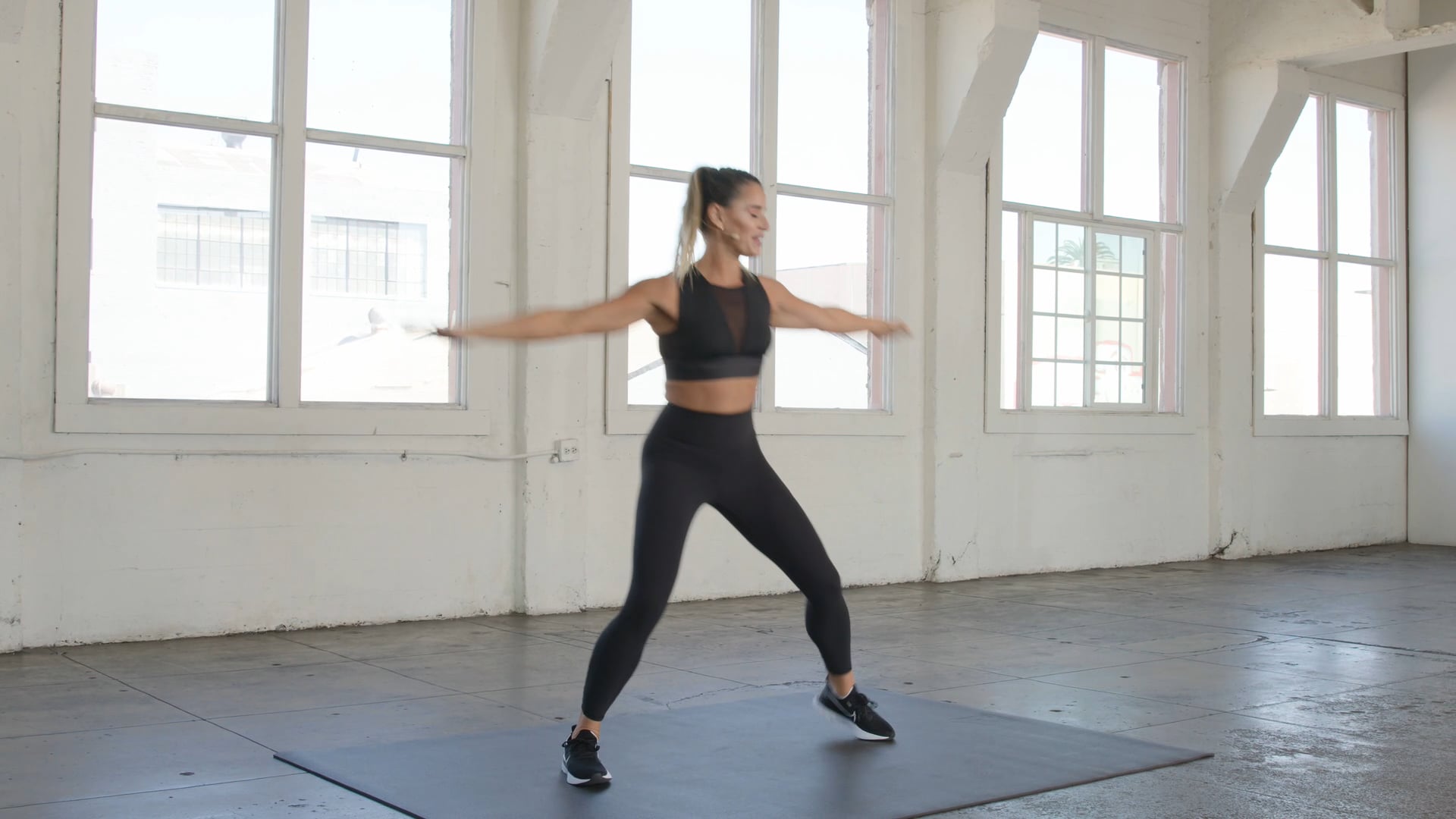 Low Impact | Warm Up | 3 Minutes