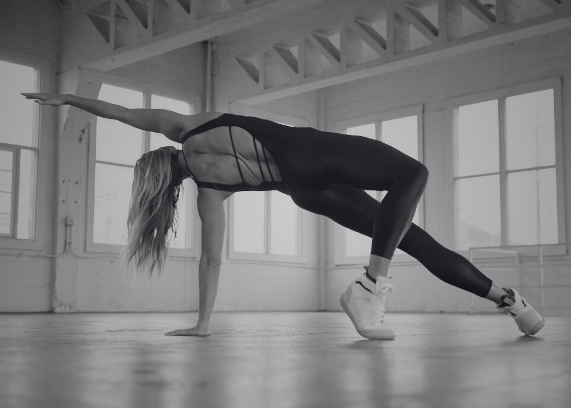 Core & Seated Arms | 30 min