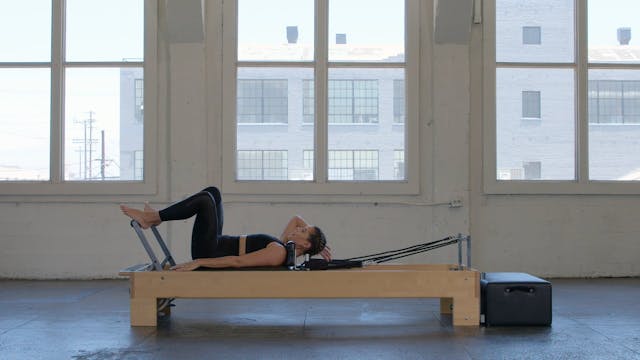 Single Leg 2 Reformer  7 min - Reformer Pilates - Get KadeeFit