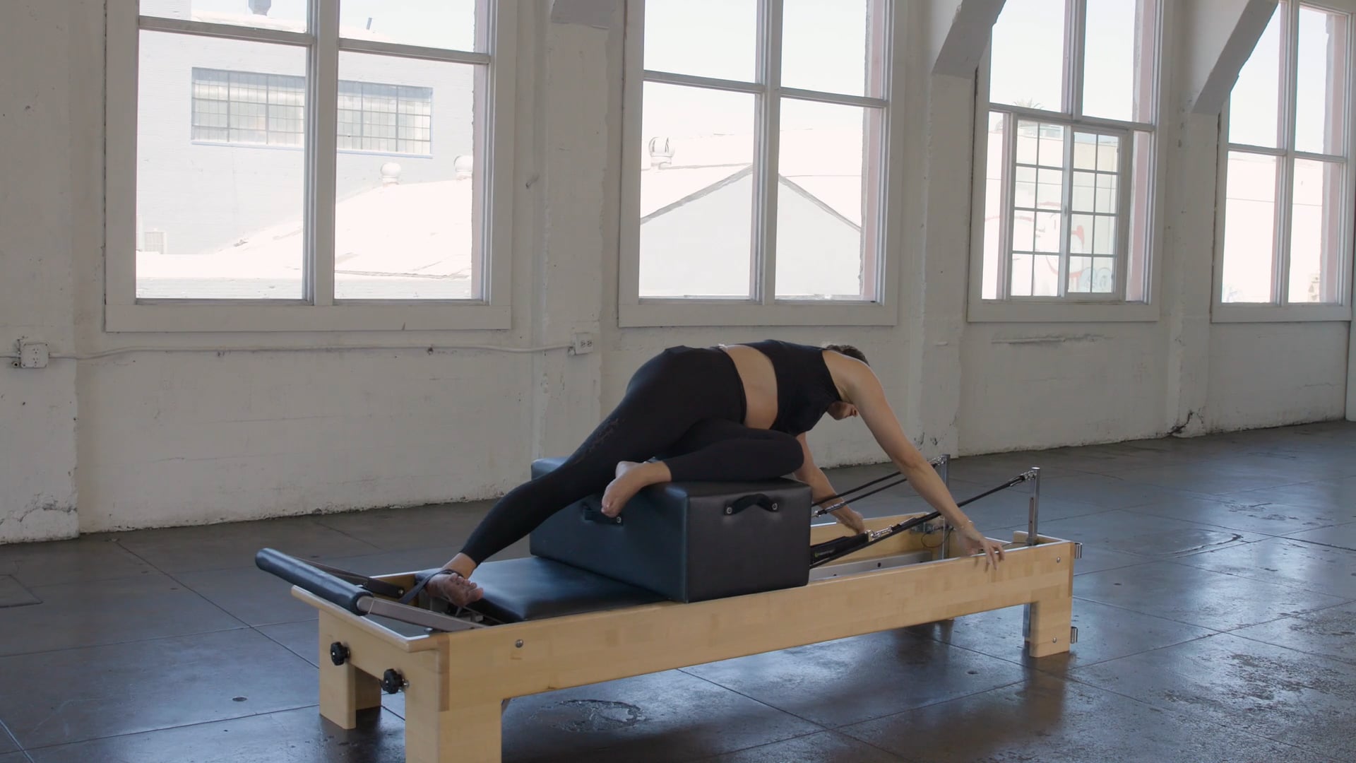 Abs Short Box 3 | Reformer Pilates | 8 Minutes