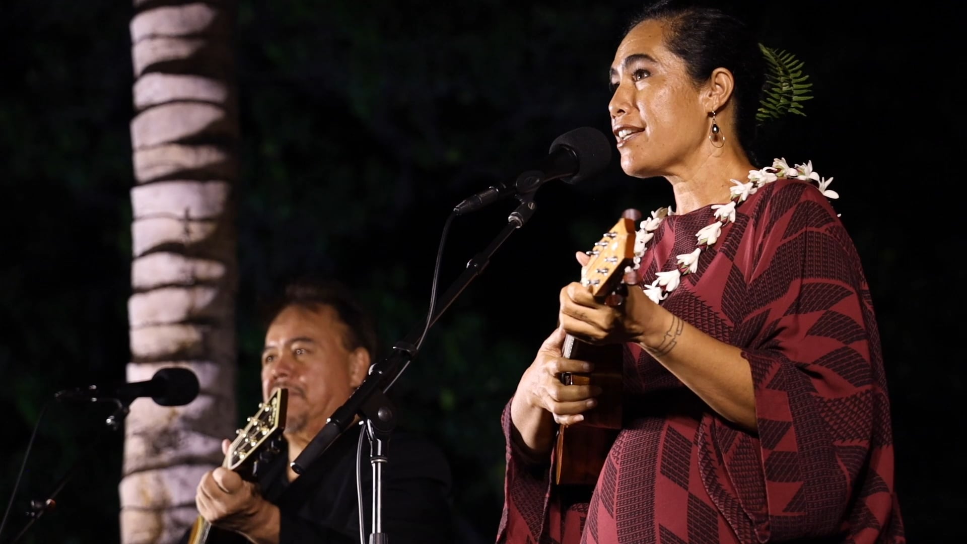 Full length video - Kainani Kahaunaele at CanoeHouse