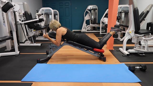 Hamstring Curl with Dumbbell Gym