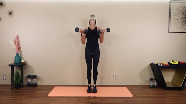 Dumbbell Large Twist Bicep Curl - Demo
