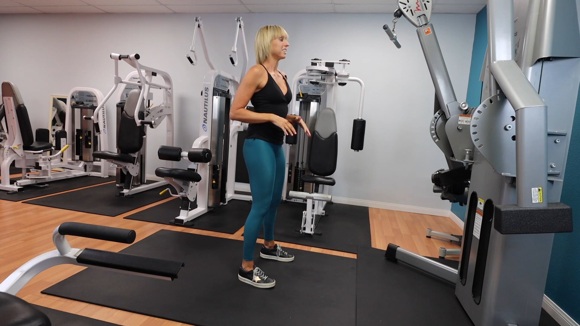 Cable Machine Straight Bar Pulldowns Gym