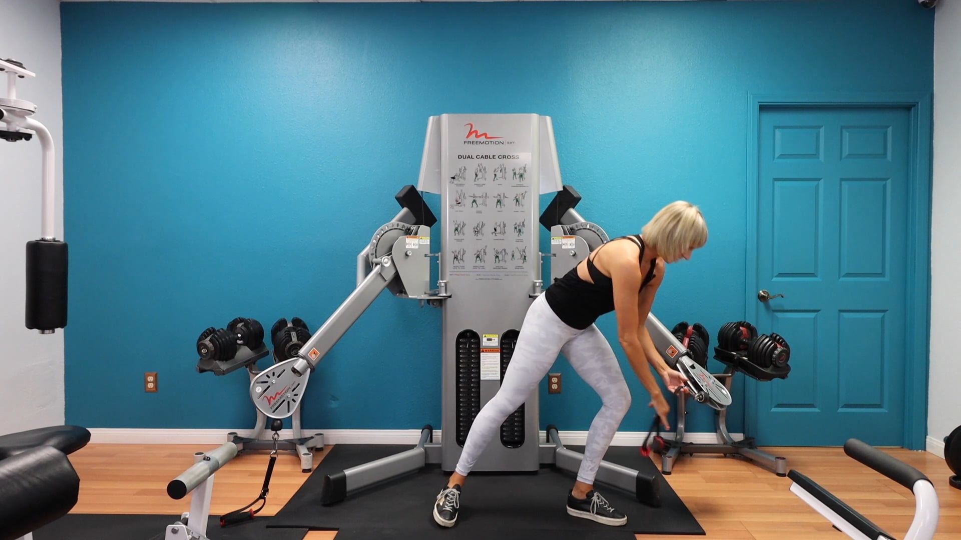 Cable Machine Low Pec Adduction Gym