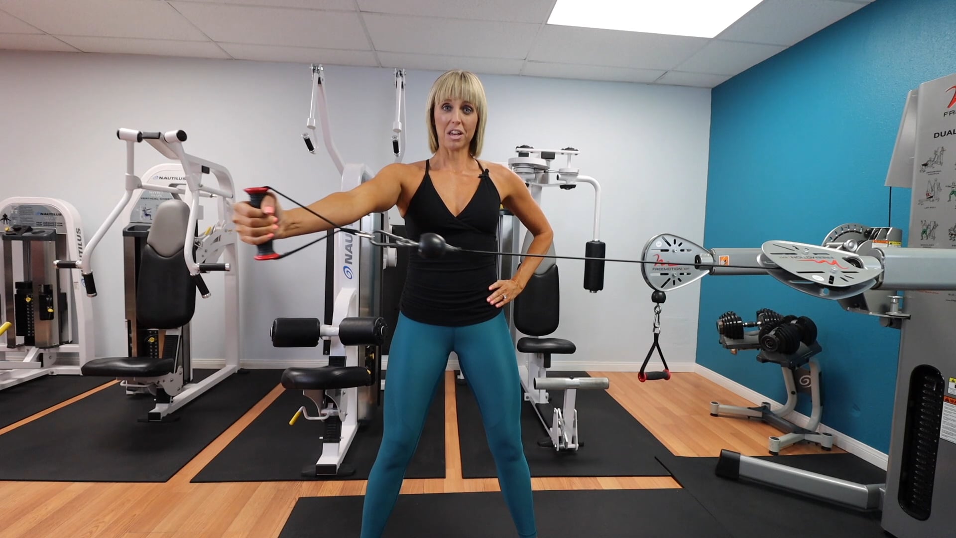 Cable Machine Horizontal Straight Arm External Rotation Gym