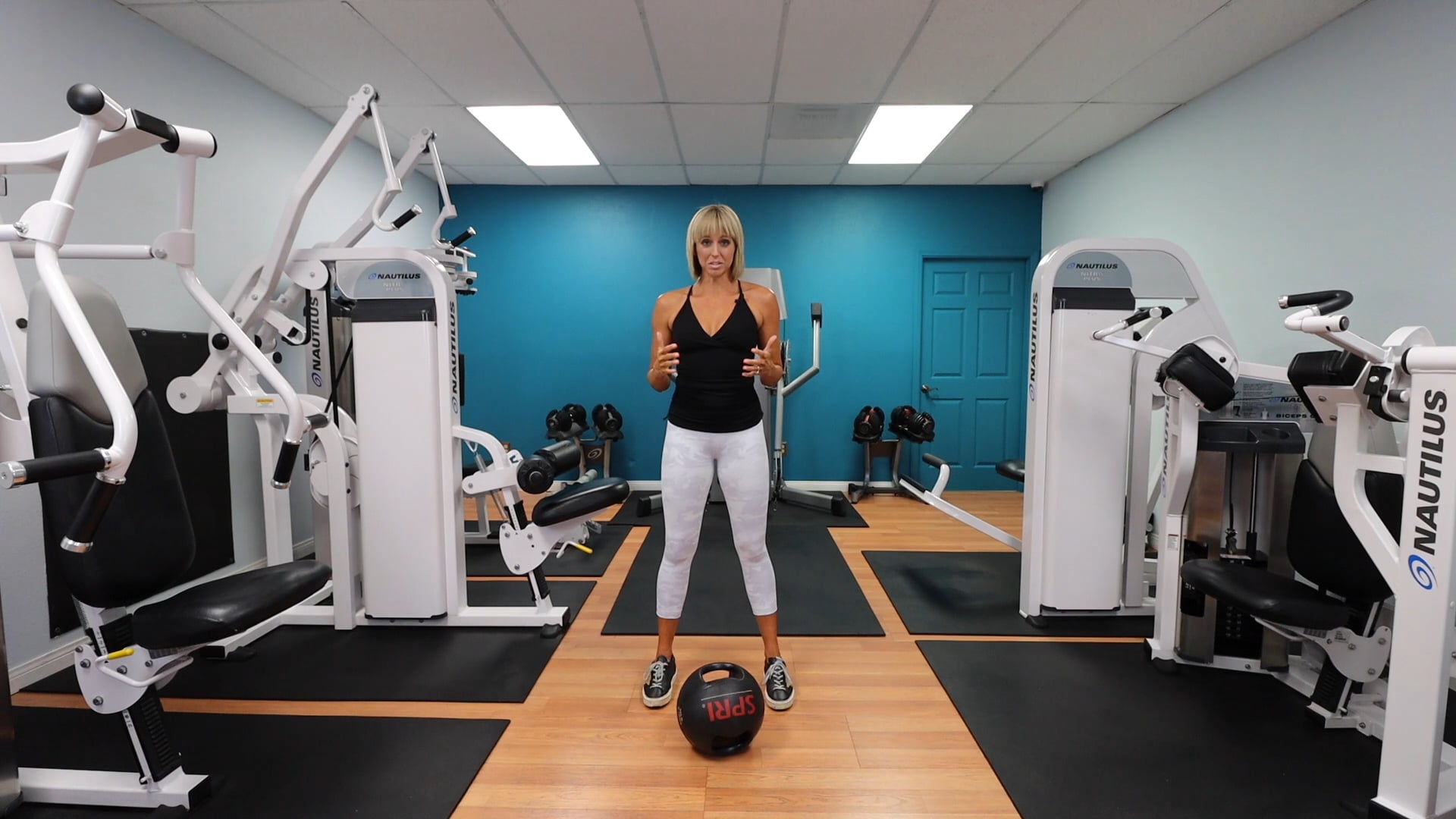 Spri Bicep Curls Gym