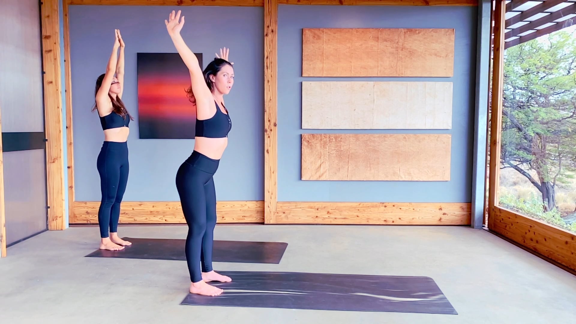 45 min Yoga & Pilates Stretch & Sculpt 