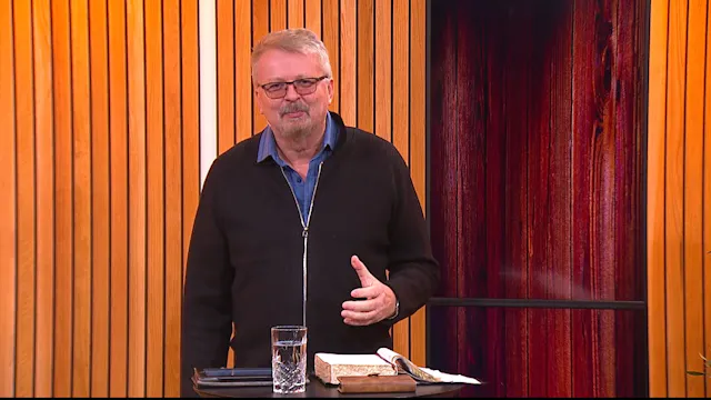 Identitet (del1) | Knut Tømmerbakk | ...