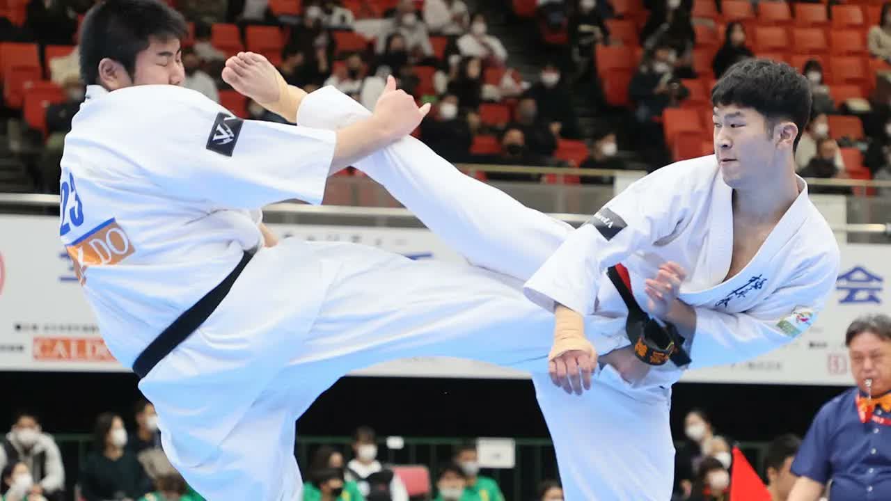 【新極真会】第53回全日本大会　第1回戦　加藤vs岡田　SHINKYOKUSHINKAI KARATE