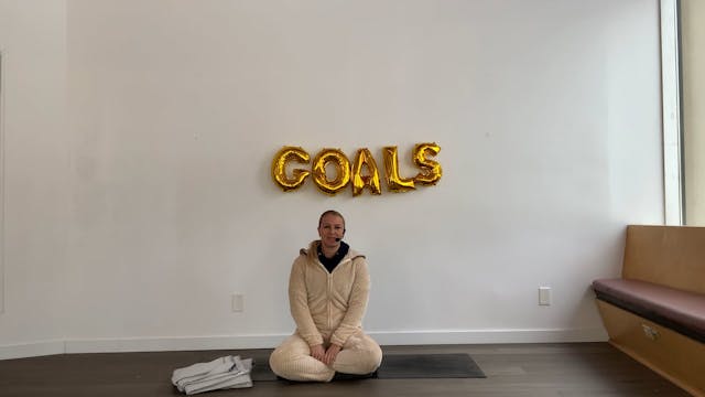 30 Min Restorative Yoga Studio Series 4