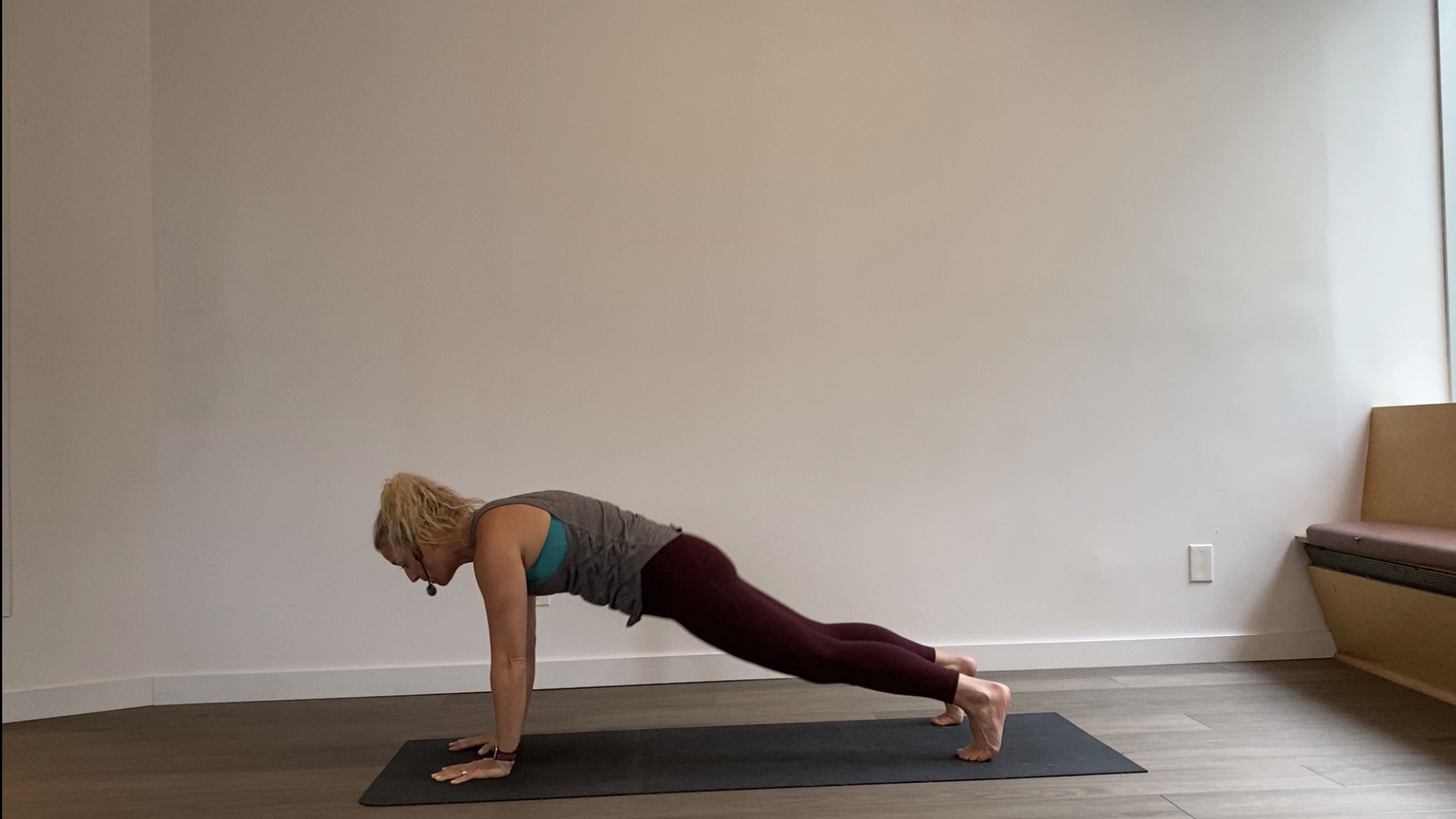 10 min Full Body HIIT Studio Series 1