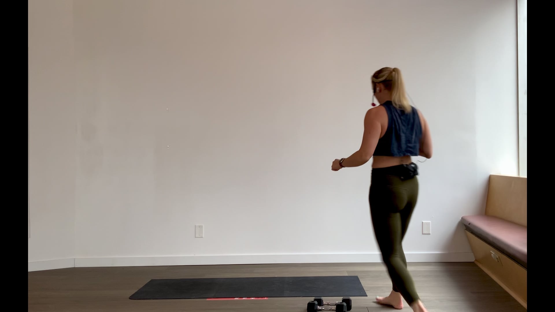 45 Min WHM Jennifer Lopez Full Body HIIT Express with Weights 7