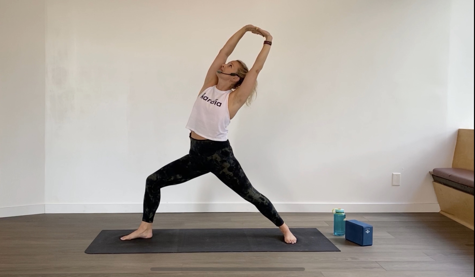 15 min Broadway Yoga Flow Studio Series 1